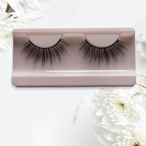 3D Lashes style Glamorous
